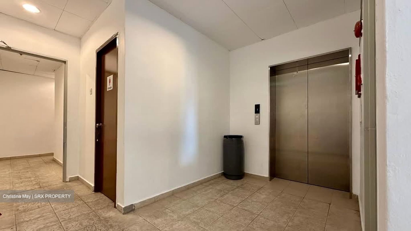 Parkway Centre (D15), Office #543620831